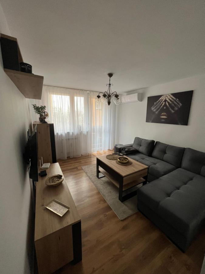 Apartament Janis Appartement Zator Buitenkant foto